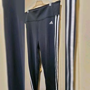 Adidas leggings